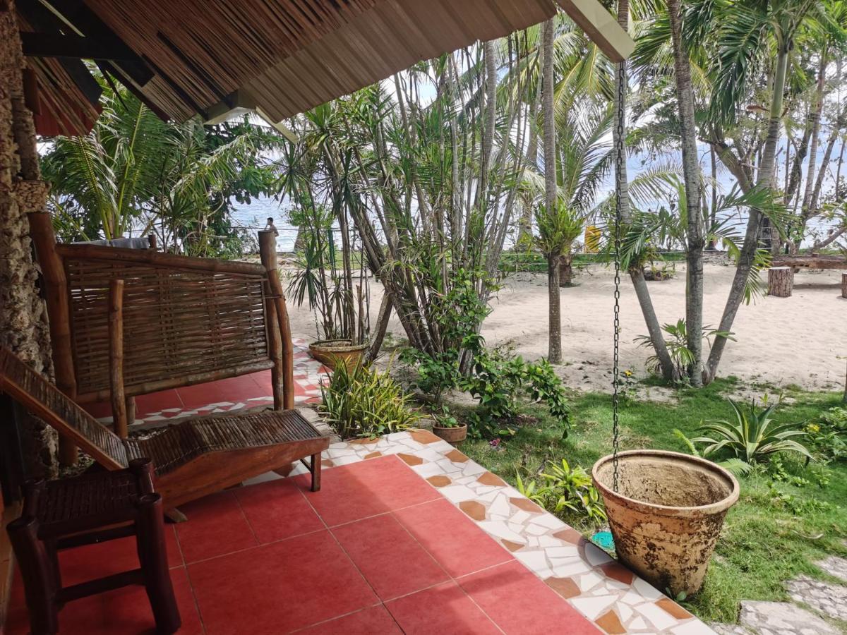 Ravenala Beach Bungalows Moalboal Exterior photo